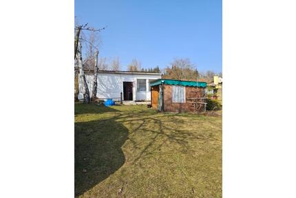 Bungalow auf Privatgrundstück bei Alt Rehse - Wulkenzin