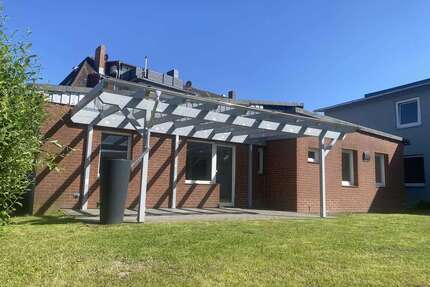 Haus zum Mieten in Seelze 1.220,00 € 120 m²