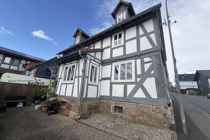 Haus zum Kaufen in Cölbe 298.500,00 € 177 m²
