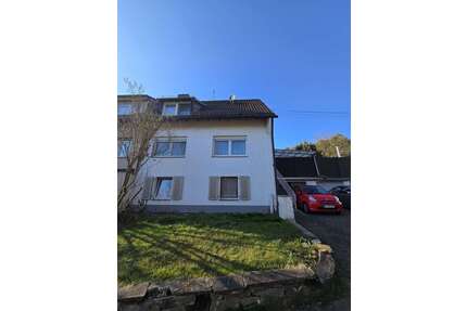 Haus zum Kaufen in Ruppichteroth 270.000,00 € 124 m²