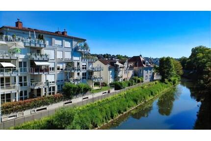 Komfortable Wohnung in zentraler Lage von Bad Vilbel mit Aufzug und Nidda-Blick