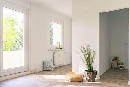 Wohnung zum Mieten in Chemnitz 217,00 € 34.06 m²