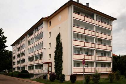 Wohnung zum Mieten in Braunsbedra 456,63 € 70.25 m²