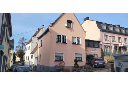 Haus zum Kaufen in Neuwied 390.000,00 € 215 m²