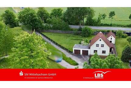 Solides Einfamilienhaus mit Doppelgarage - Penig