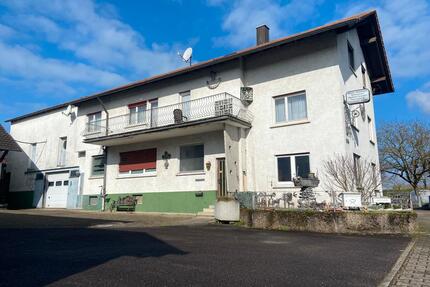 Wohn- u. Geschäftshaus in Rheinnähe mit Werkstattgebäude - Rheinmünster