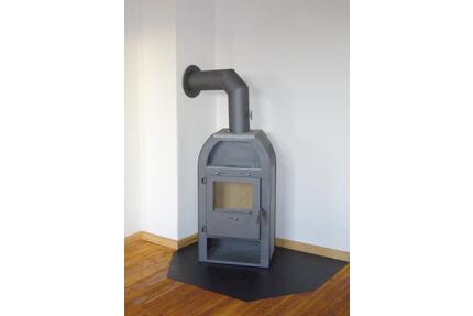 Charmante 2-Raum-Wohnung mit Kaminofen und Holzdielen Magdeburg