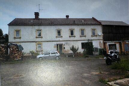 Haus zum verkaufen - 60.000,00&nbsp;EUR Kaufpreis, ca.&nbsp; 414,00&nbsp;m&sup2; in Marktredwitz (PLZ: 95615)