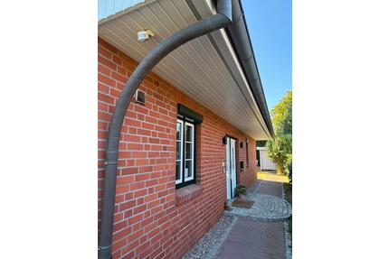 Großzügiges Einfamilienhaus in Feldrandlage, komplett renoviert. - Schwentinental Klausdorf