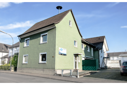 Haus zum Kaufen in Niederkassel 395.000,00 € 248.72 m²