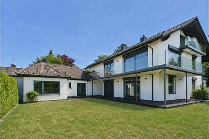 Haus zum Kaufen in Aschaffenburg 2.990.000,00 € 355 m²