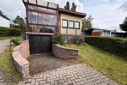 Schönes Wochenendhaus mit Wintergarten zu verkaufen - Querfurt