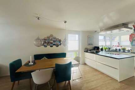 Haus zum Kaufen in Köngen 949.900,00 € 175.87 m²
