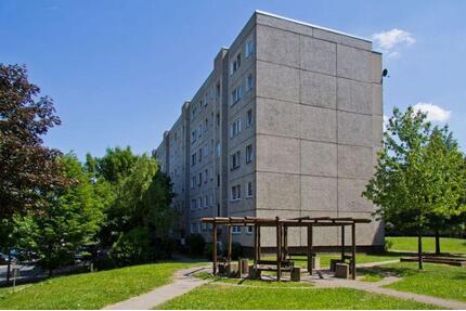 Familienfreundliche 3-Zimmer-Wohnung mit Balkon - Dresden Cotta