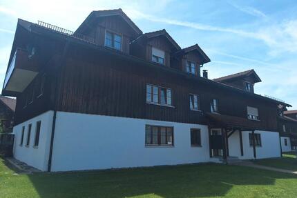 Schöne 3 Zimmer Dachgeschosswohnung - Weitnau