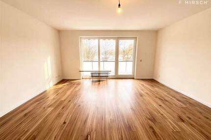 Einziehen und wohlfühlen - Kernsanierte ETW mit großzügigem Balkon an der Grenze Hamburgs - Ammersbek Lottbek