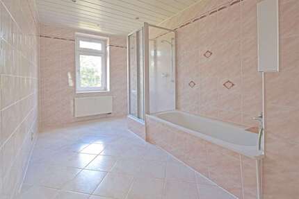 Wohnung zum Mieten in Zwönitz 324,00 € 108 m²