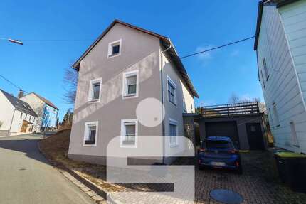 Haus zum Kaufen in Weißdorf 230.000,00 € 184 m²