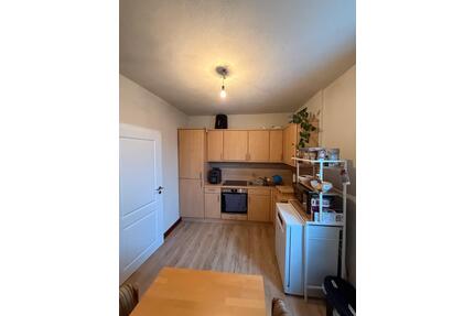 Mit Balkon und Parkplatz: ökologisch renovierte 3-Zimmerwohnung in der Neustadt - Warburg