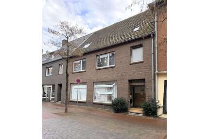 Haus zum Kaufen in Emmerich am Rhein 359.000,00 € 259.85 m²