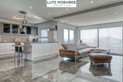 Haus zum Kaufen in Lahnau Waldgirmes 659.000,00 € 215 m² - Lahnau / Waldgirmes