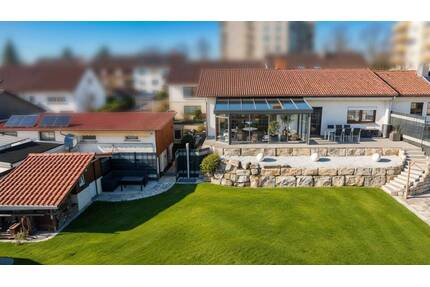 Einzigartiger Bungalow mit traumhaftem Garten und attraktiver Einliegerwohnung! - Illingen