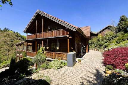 Haus zum Kaufen in Badenweiler 795.000,00 € 291.53 m²