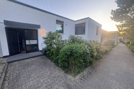 Exklusiv sanierter Bungalow (2023) mit PV & Smart-Home | hochwertiges Wohnen in ruhiger Lage - Pforzheim Sonnenhof