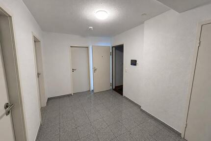 Erdgeschosswohnung mit Garten - 1.100,00&nbsp;EUR Kaltmiete, ca.&nbsp; 88,00&nbsp;m&sup2; in Laatzen (PLZ: 30880)