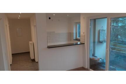 Kernsanierte bezugsfertige schöne helle Wohnung.Warmmiete 1030€ - Eschweiler