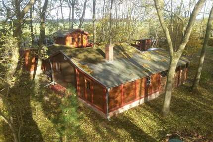 Großes Feriengrundstück auf Rügen mit Bungalow, Gästebungalow und Werkstatt - 650 m² Bauland - Dranske Gramtitz