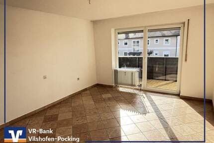 Lichtdurchflutetes Schmuckstück mit Potenzial: 3-Zimmer-Wohnung in Kirchham