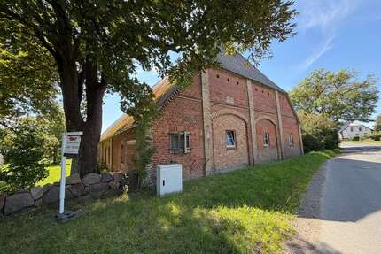 Grundstück zu verkaufen in Roggenstorf 150.000,00 € 2513 m²