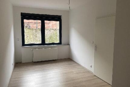WE10 | Helle geräumige Wohnung mit 3 -Zimmern 80 qm DU-Meiderich - Duisburg Mittelmeiderich