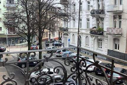 124 m² Altbauflair, 2 Balkone, Einbauküche! - Wiesbaden