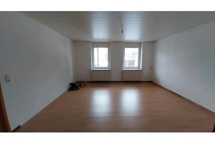 Großzügige 2-Zimmer Wohnung - 380,00&nbsp;EUR Kaltmiete, ca.&nbsp; 79,00&nbsp;m&sup2; in Erxleben (PLZ: 39343)