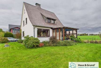 Haus zum Kaufen in Hille 252.000,00 € 120 m²