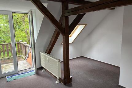 schöne 1 Zimmer Dachgeschoss Wohnung in ruhiger Lage - Jüterbog