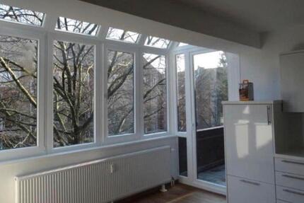 Helle 2-Zi.-Wohnung mit Loggia & TG-Stellplatz in Wandsbek - Hamburg