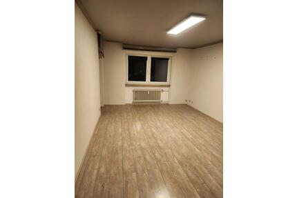 Mitwohnung - 420,00&nbsp;EUR Kaltmiete, ca.&nbsp; 56,00&nbsp;m&sup2; in Saarbrücken (PLZ: 66125) Dudweiler