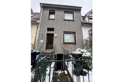 mehrere WG Zimmer an Frauen zu vermieten - Bremen Burglesum