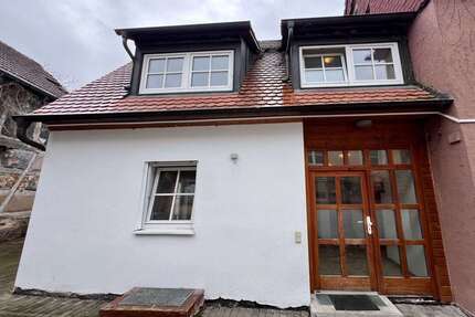 Haus zum Mieten in Roth 1.200,00 € 110 m²