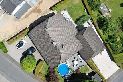 Haus zum Kaufen in Windeck (Sieg) 565.000,00 € 260 m²