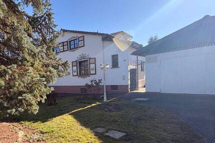 Charmantes Einfamilienhaus mit Entwicklungspotenzial in familienfreundlicher Lage - Eisenach