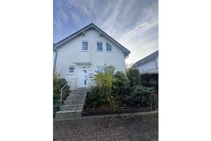 Haus zum Kaufen in Altena 199.000,00 € 125 m²