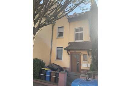 Schöne Dachwohnung von Privat ohne Markler - Ludwigshafen Friesenheim/Nord