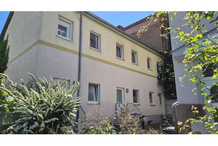 Kleines Haus. Eigener Garten. Viel Lebensqualität. - Apolda