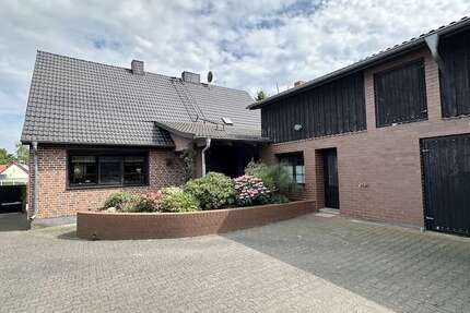 Haus zum Kaufen in Schwedt 197.000,00 € 150 m²