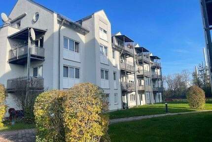 2-Zimmer-Wohnung ab sofort - 690,00&nbsp;EUR Kaltmiete, ca.&nbsp; 61,70&nbsp;m&sup2;&nbsp;Wohnfl&auml;che in Esslingen am Neckar (PLZ: 73730) Zell