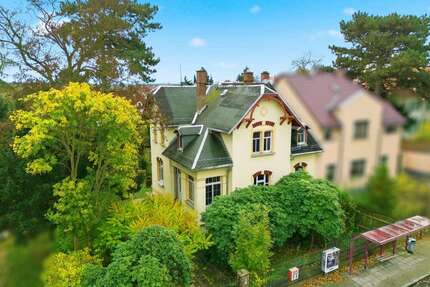Haus zum Kaufen in Meerane 250.000,00 € 152.4 m²